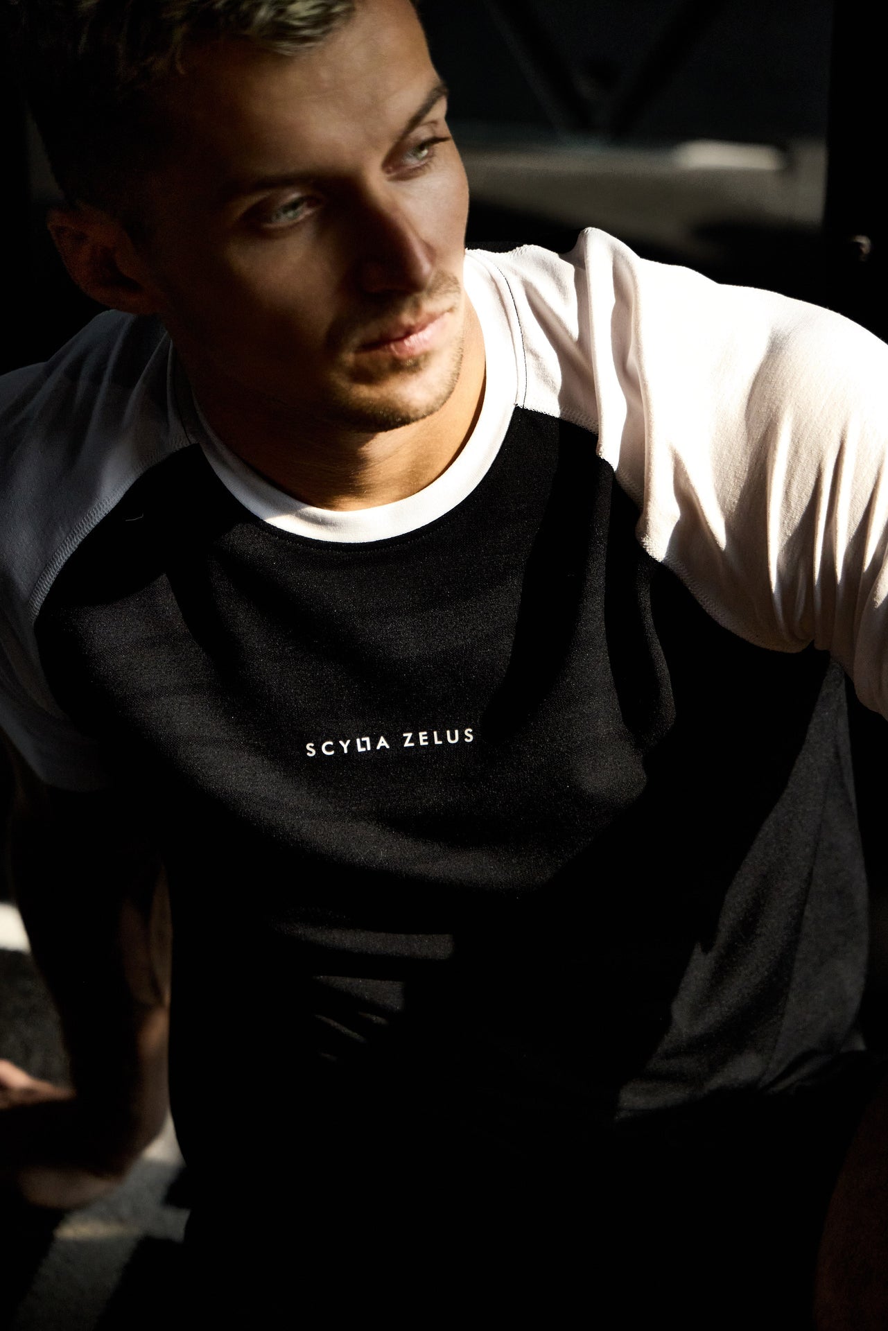 Contrast Seamless Raglan Tee