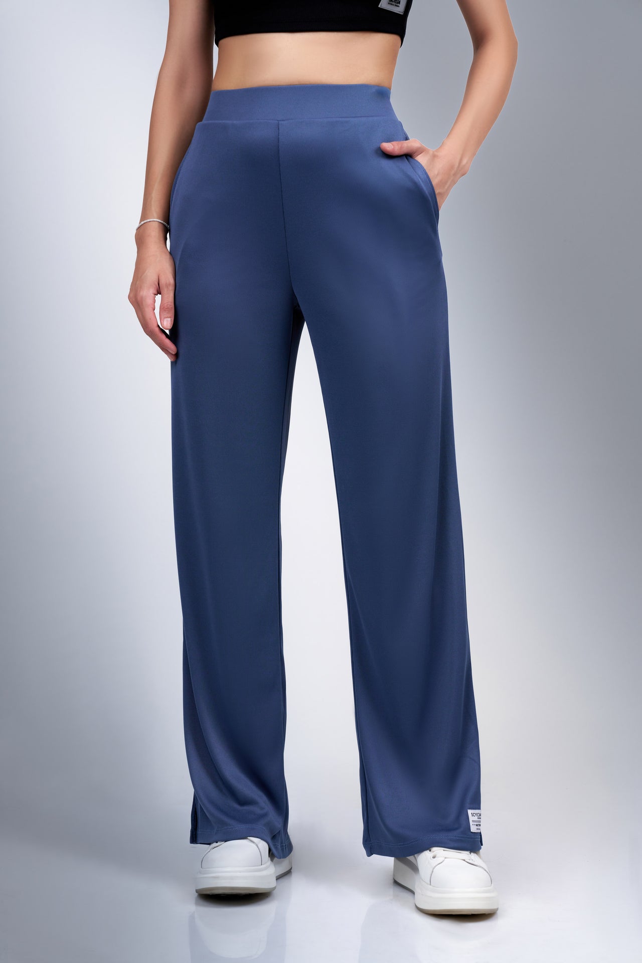 Scylla Flow Pant