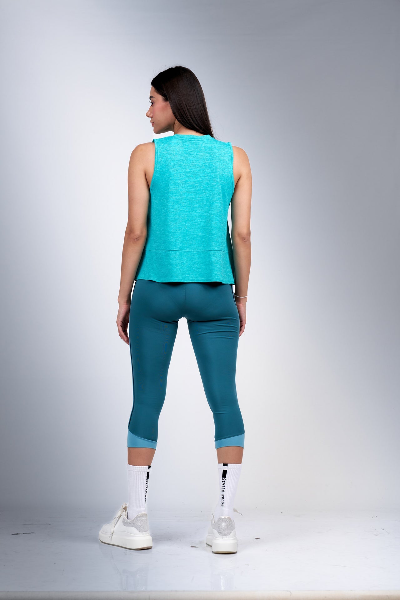 SCY Contour Capri Legging