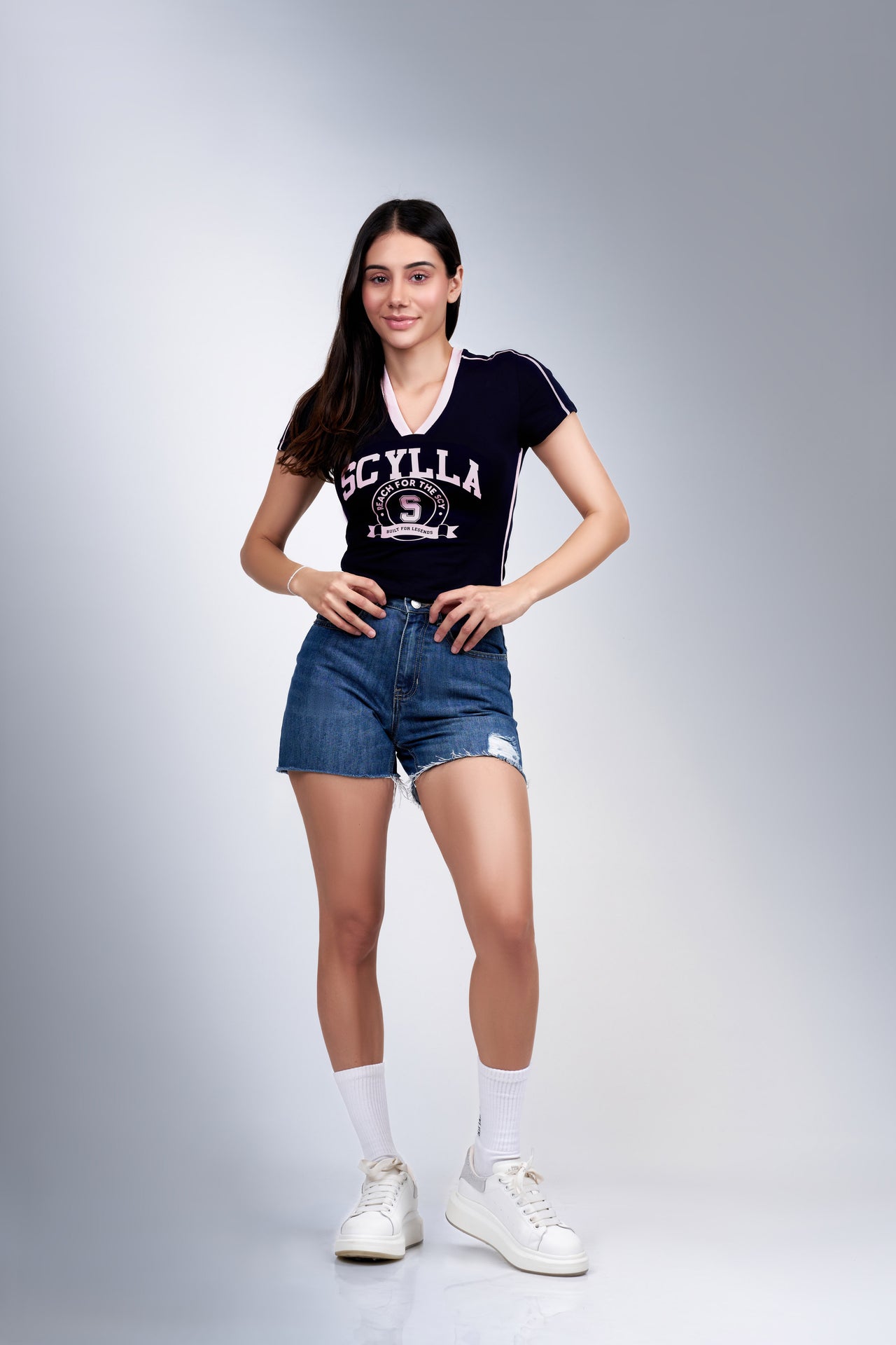 Scylla It-Girl Tee