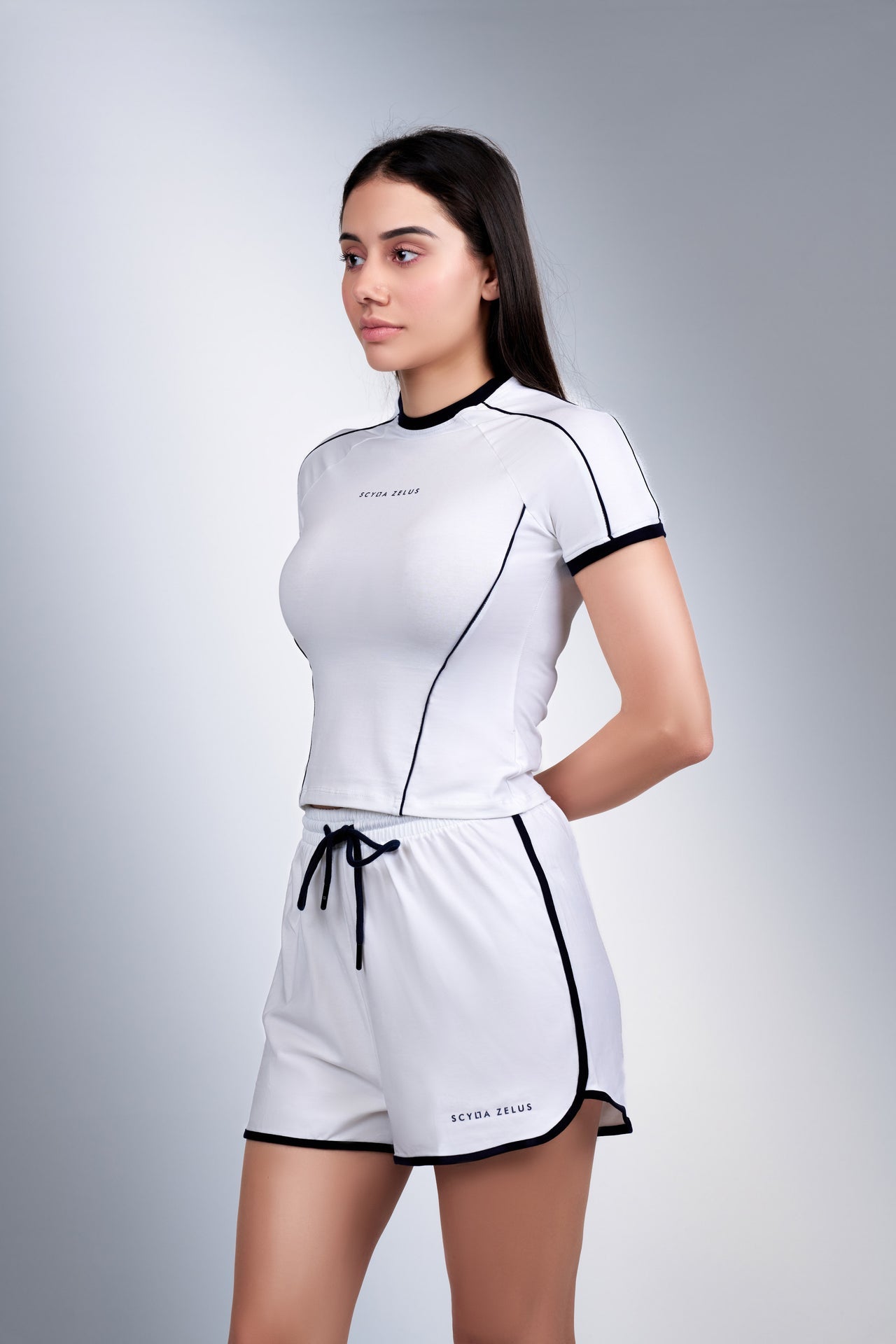 Contouréa Baby Tee