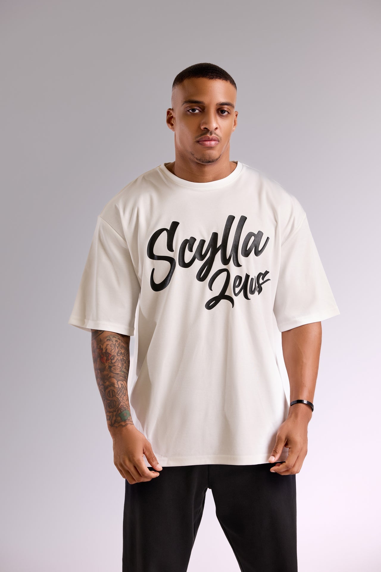 SZ Script Force Oversize Tee – SCYLLA ZELUS