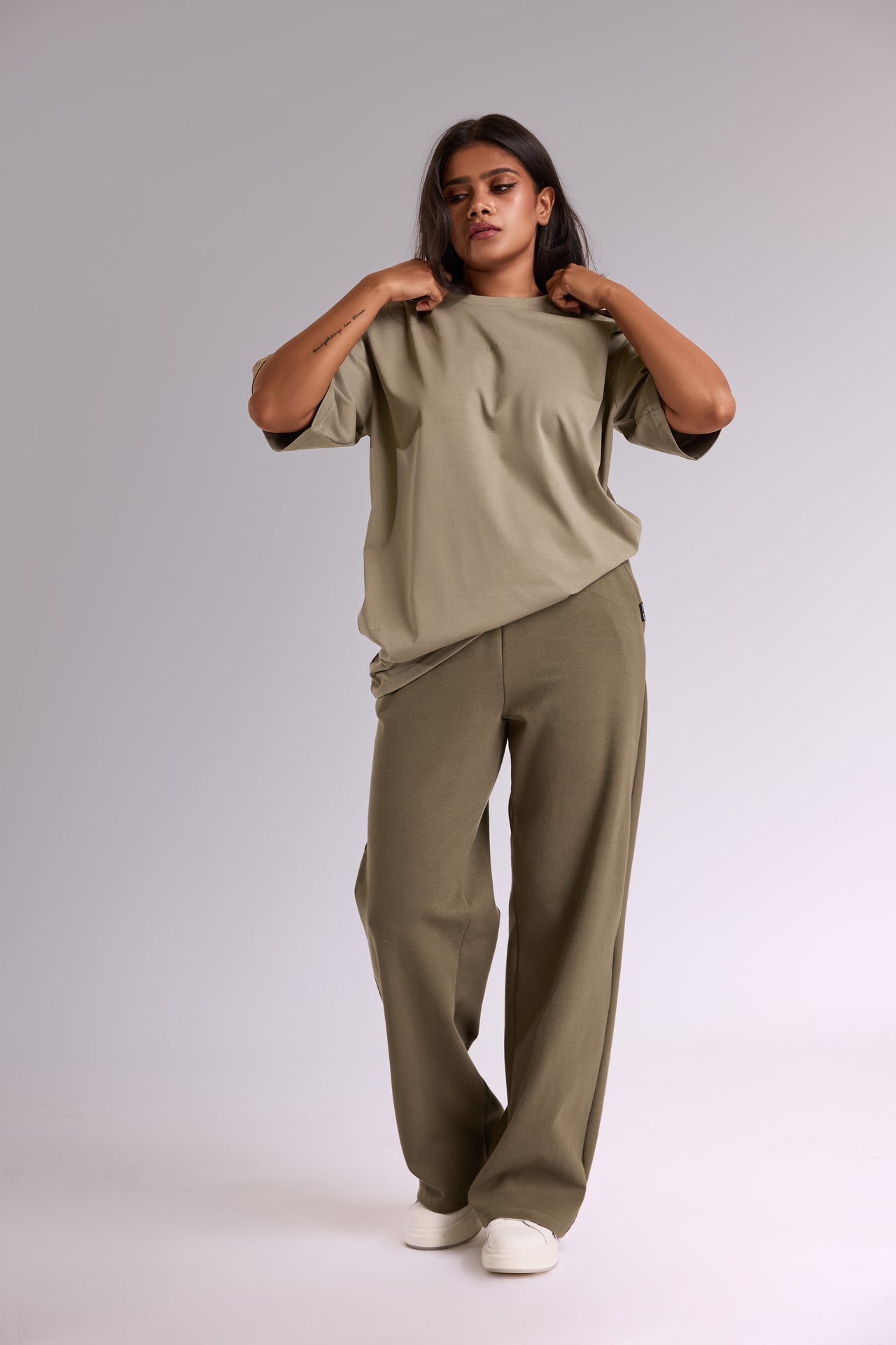 Classic Oversized Tee (Unisex)