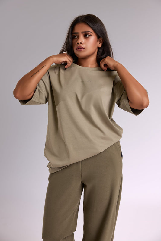 Classic Oversized Tee (Unisex)