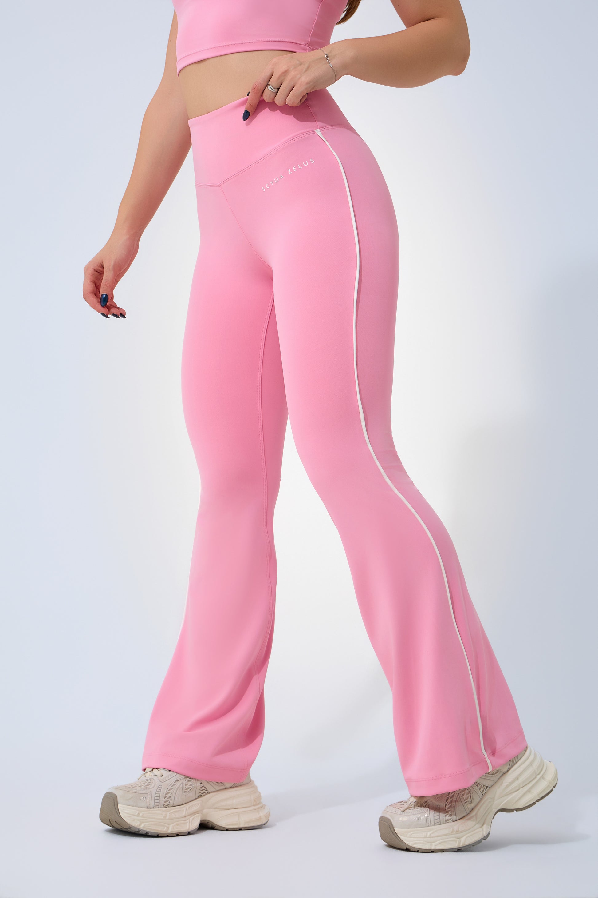 SCY Stride Flare Legging