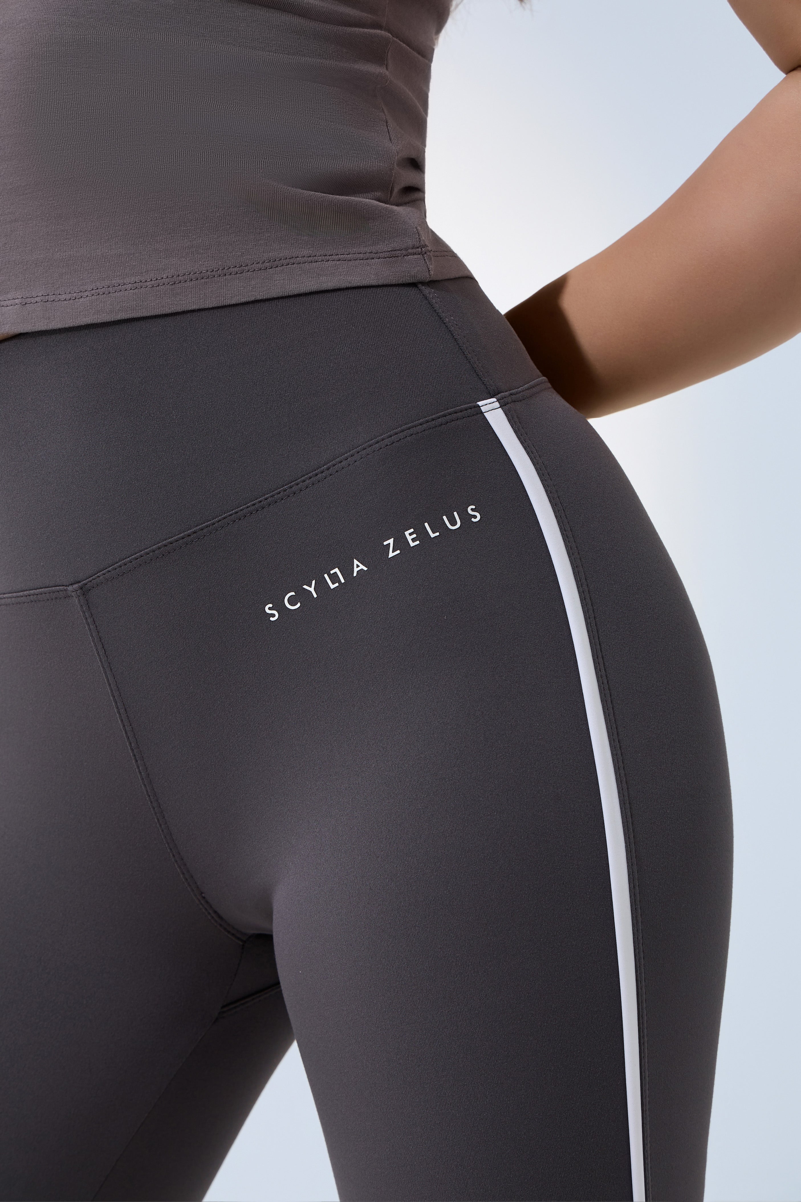 SCY Contrast Flare Legging