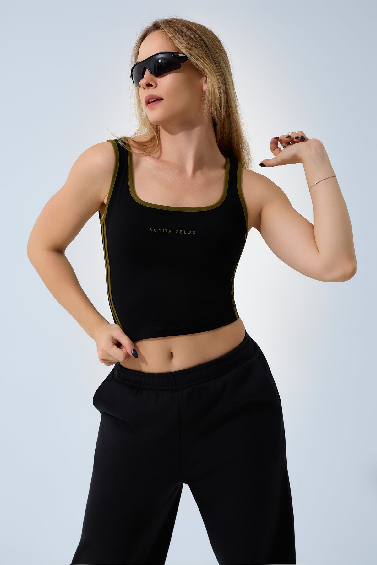 SCY Contour Tank