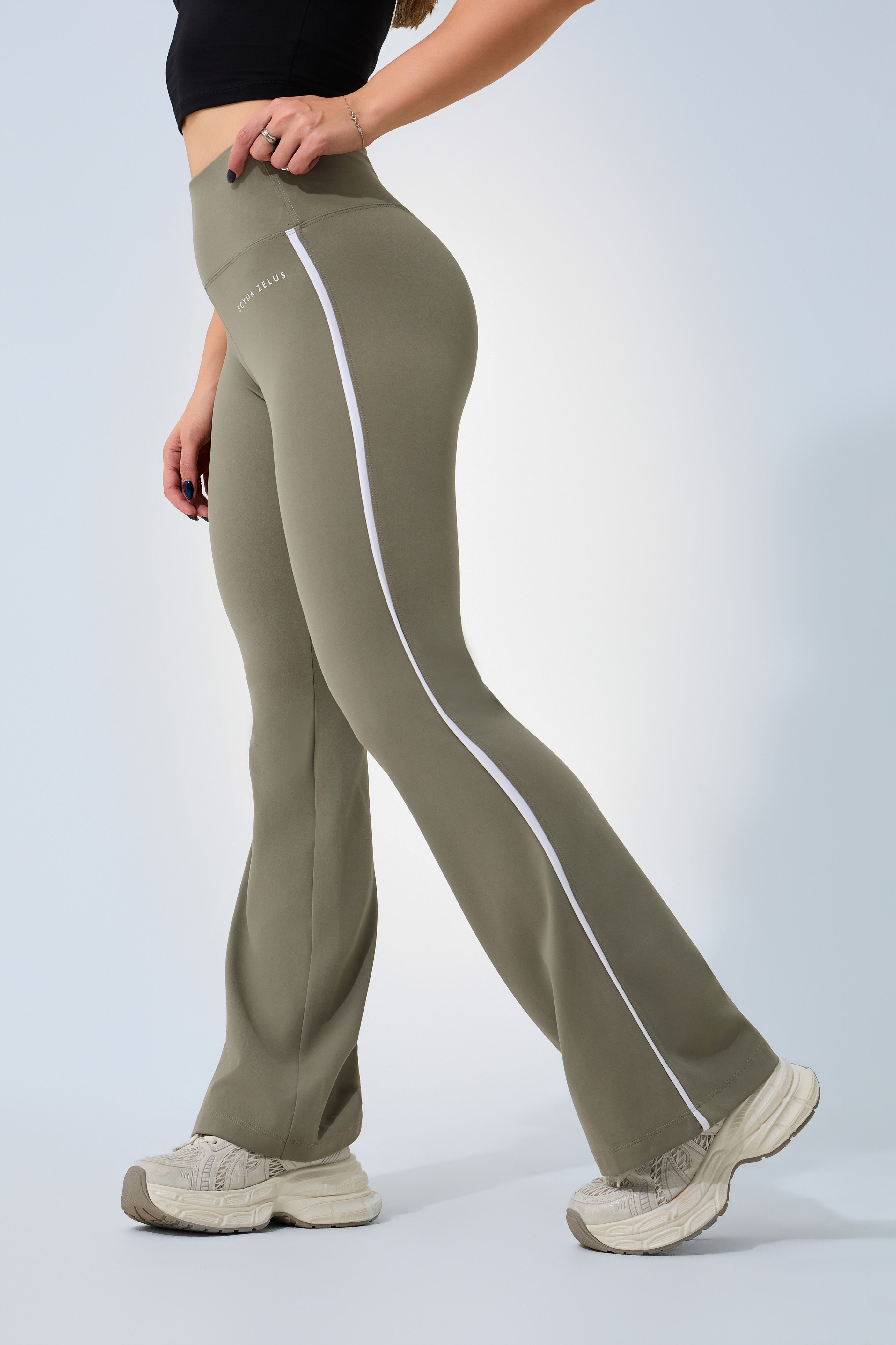 SCY Contrast Flare Legging
